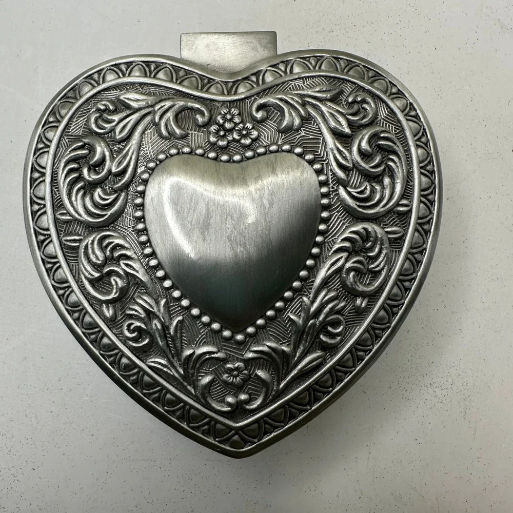 Vintage Heart Shape Silver Tone Embossed Floral Velvet Lined Jewelry Trinket Box